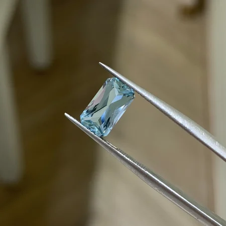 Đá Aquamarine 1.35ct