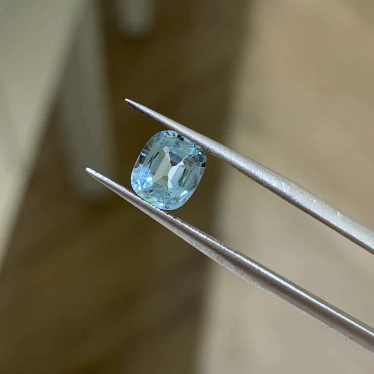 Đá Aquamarine Cushion 1.2ct