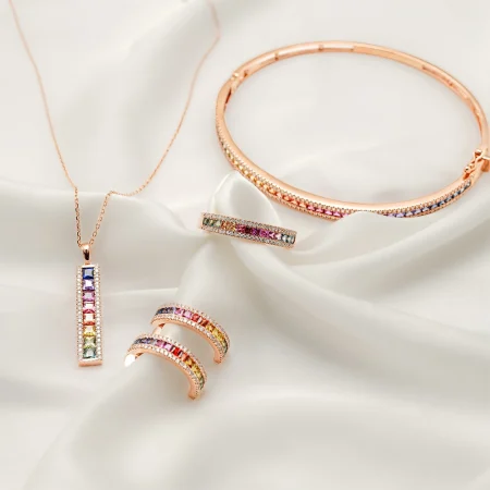 Bộ trang sức Sapphire cầu vồng