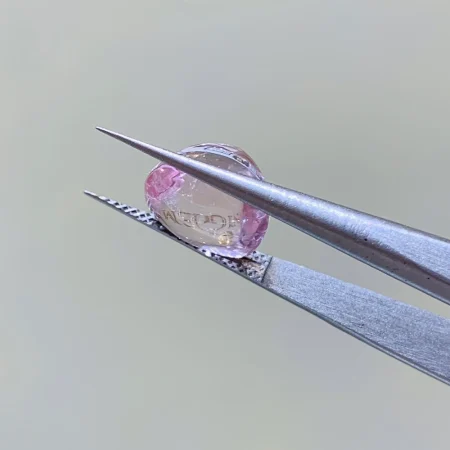 Đá Morganite Sugar Loaf 4.65ct