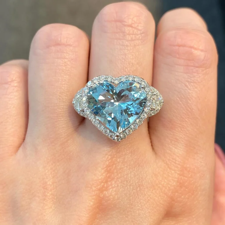 Nhẫn Aquamarine 6.19ct
