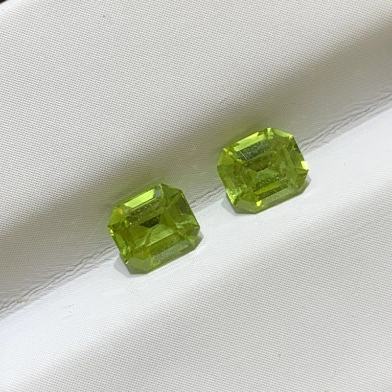 Đá Peridot 1.1ct 2 viên