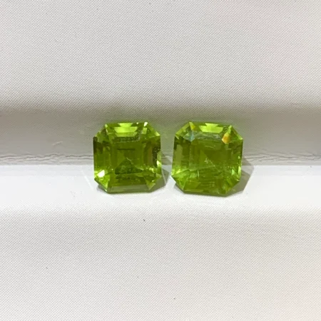 Đá Peridot 1.9ct 2 viên