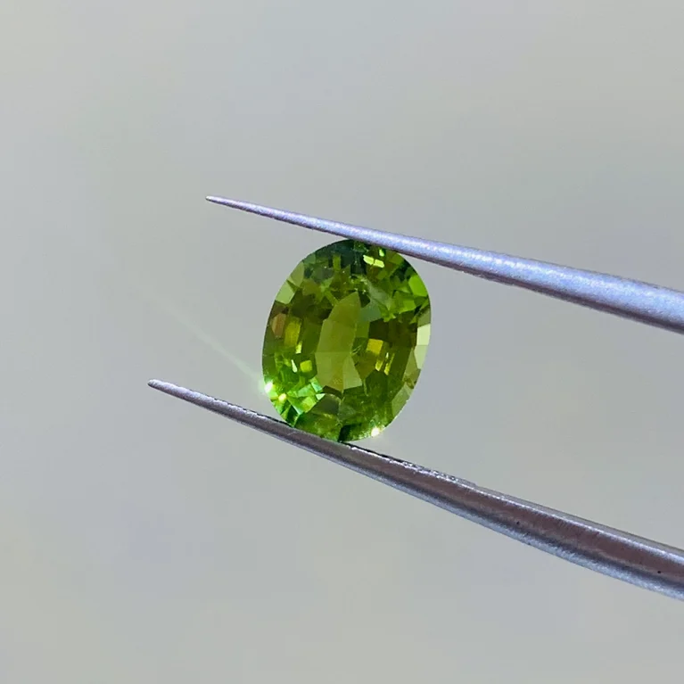 Đá Peridot 2.27ct