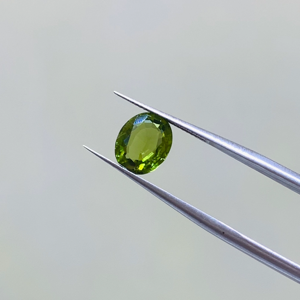 Đá Peridot 2.36ct