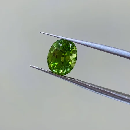Đá Peridot 3.81ct
