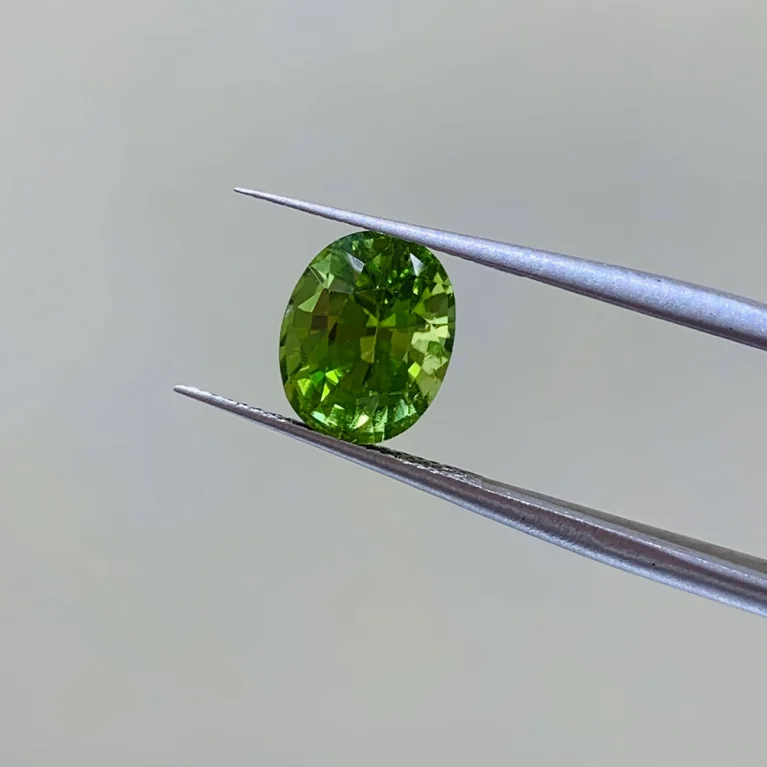 Đá Peridot 3.81ct