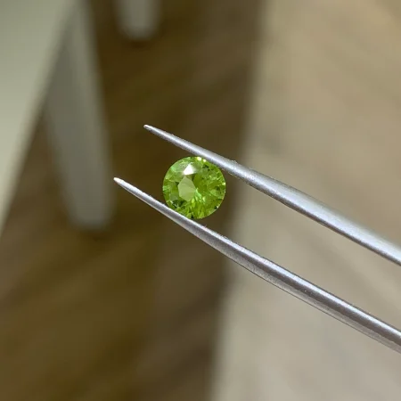 Đá Peridot Round 0.9ct