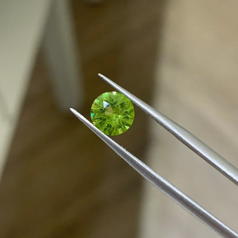 Đá Peridot Round 1.3ct