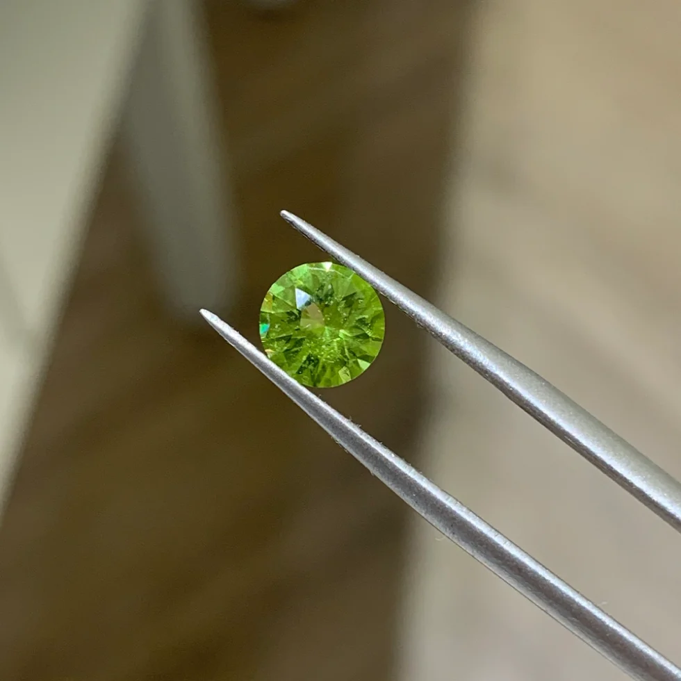 peridot round 1 3 ct 5