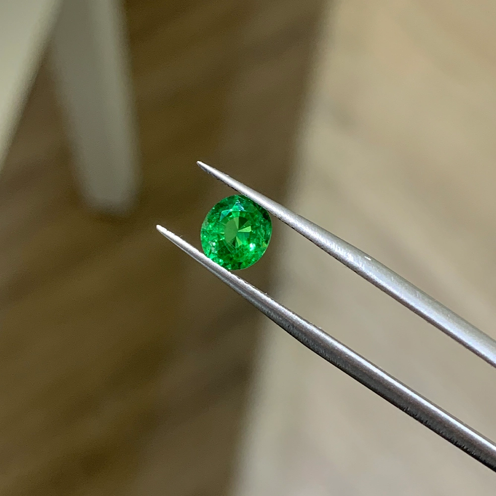 Đá Tsavorite Garnet 1.2ct