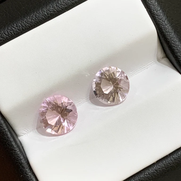 Đá Morganite 2.75ct 2 Viên