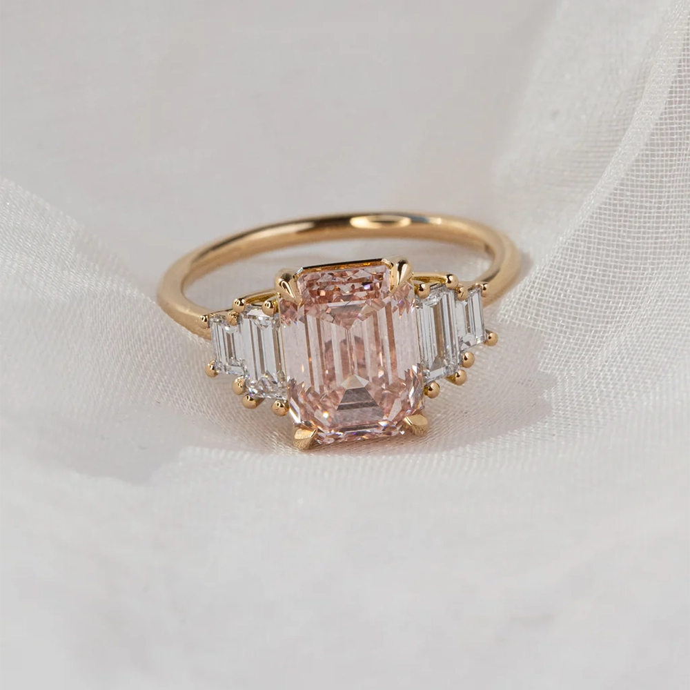 Nhẫn Kim Cương Hồng 3.04ct