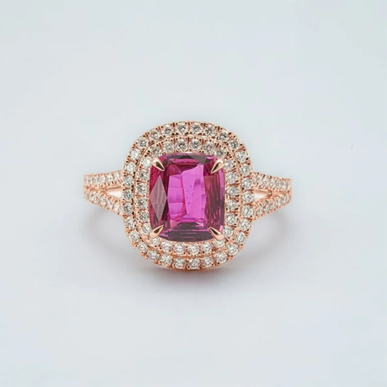 Nhẫn Vivid Pink Sapphire