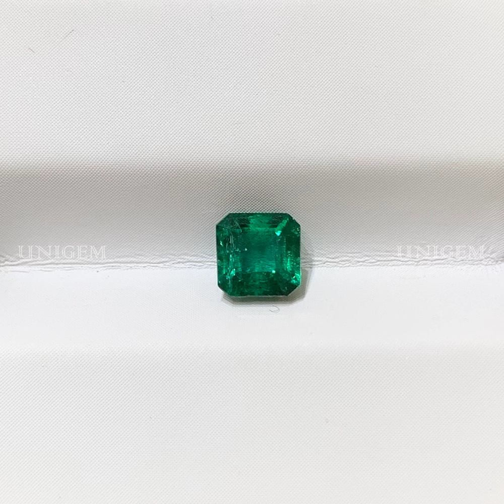 Đá Emerald Ngọc Lục Bảo 0.69ct