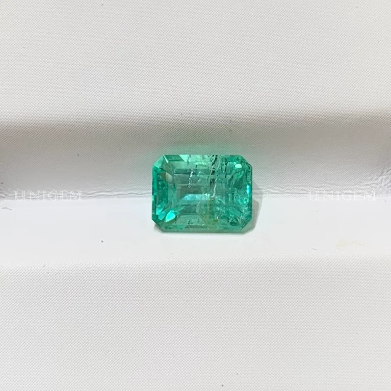Đá Emerald Ngọc Lục Bảo 1.27ct