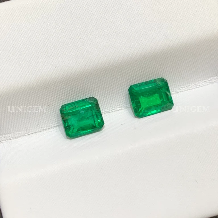 Cặp Đá Emerald Ngọc Lục Bảo 0.89ct