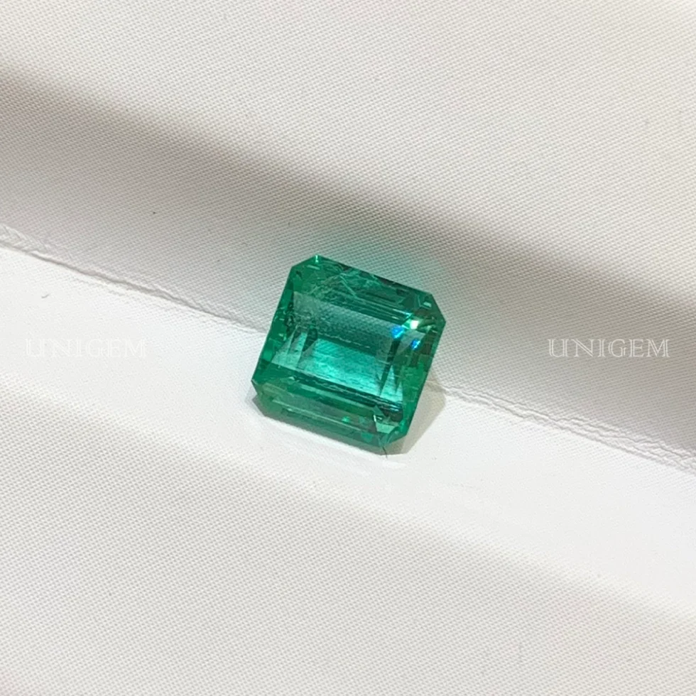 da emerald ngoc luc bao 1 13 ct 4