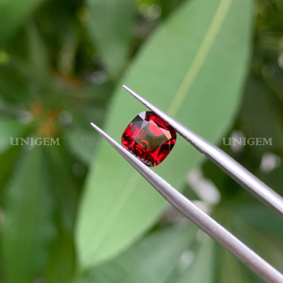 da garnet do 1 9 ct 4