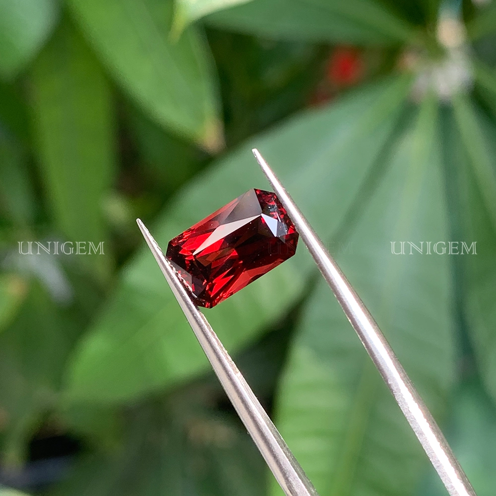 Đá Garnet Đỏ 3.7ct