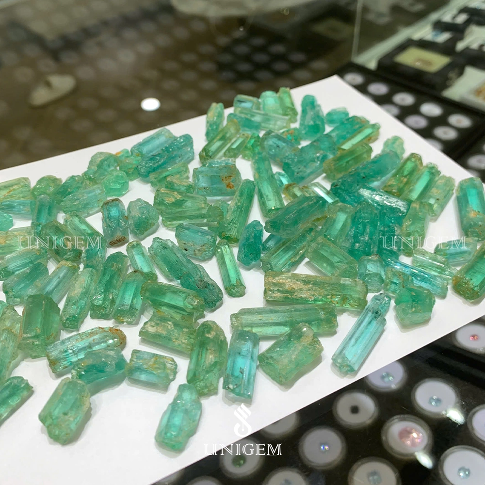Emerald Ngọc Lục Bảo: Dòng đá quý danh giá bậc nhất trong thế giới trang sức 3 da emerald ngoc luc bao unigem 3