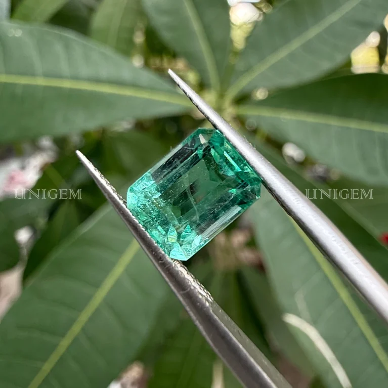Đá Emerald Ngọc Lục Bảo 2.26ct