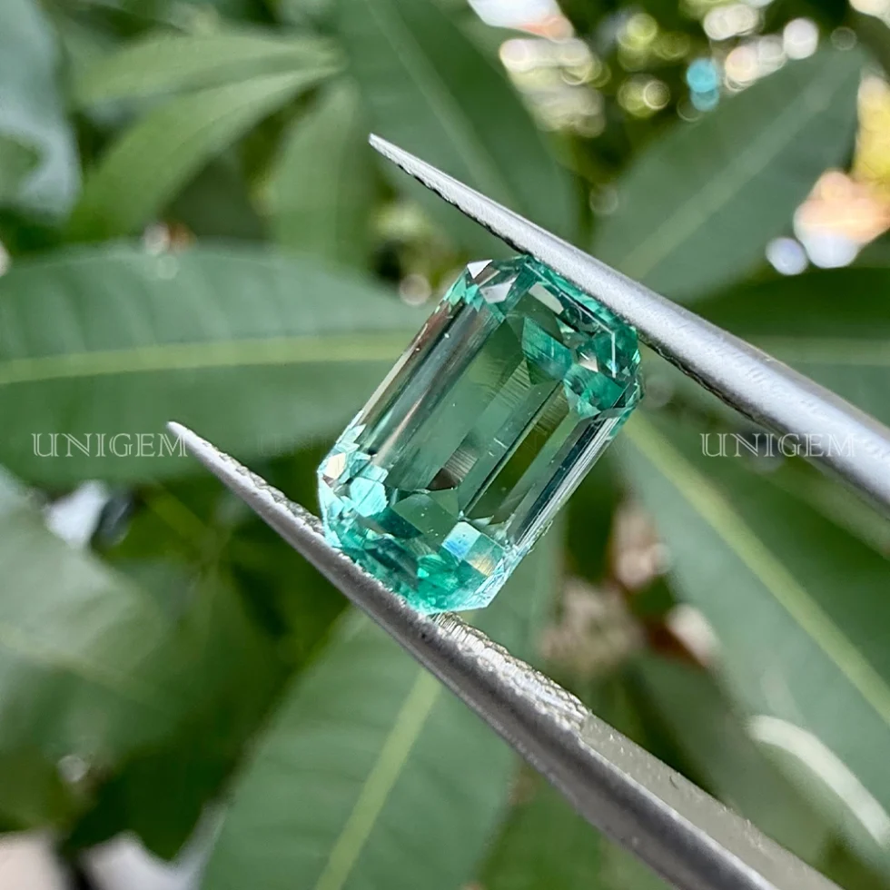 da emerald ngoc luc bao 2 82 ct 1