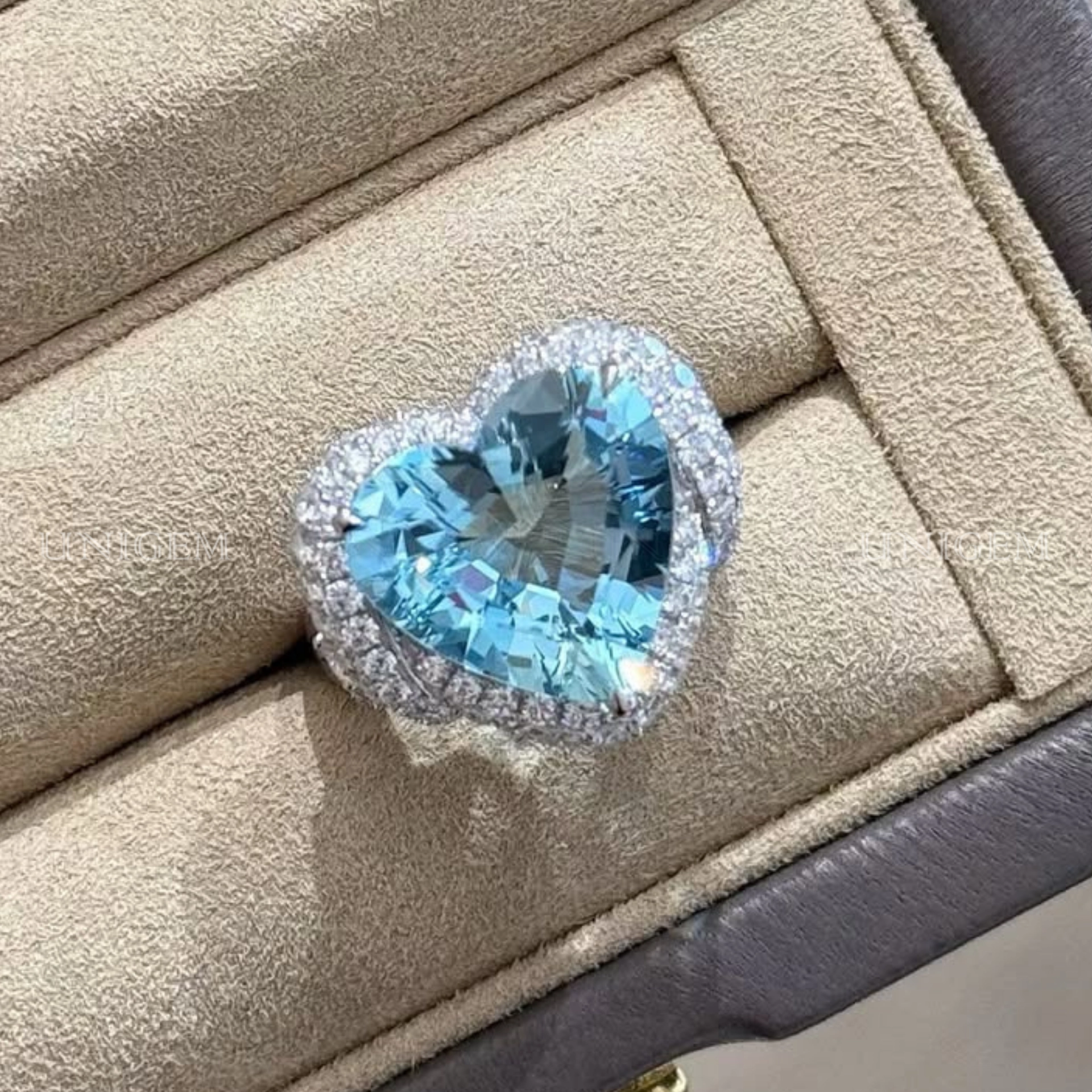 nhan da aquamarine thien nhien unigem 14