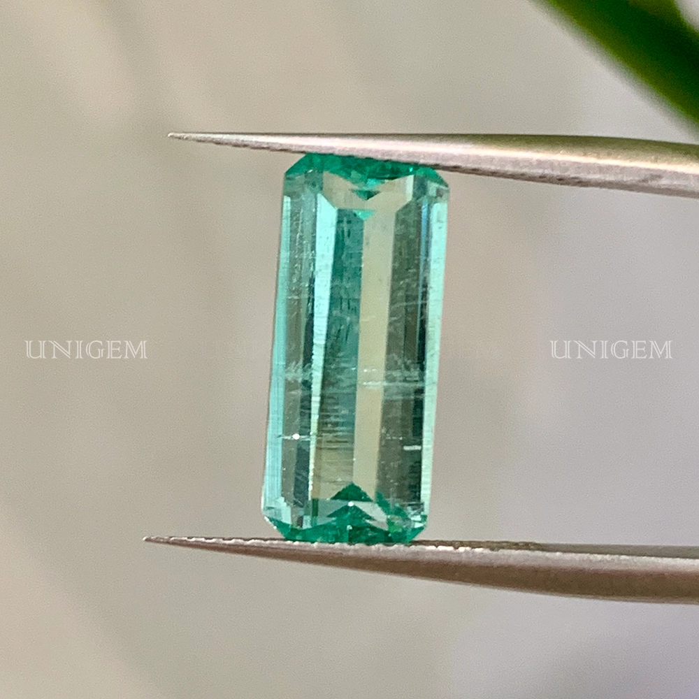 Đá Emerald Ngọc Lục Bảo 2.8ct