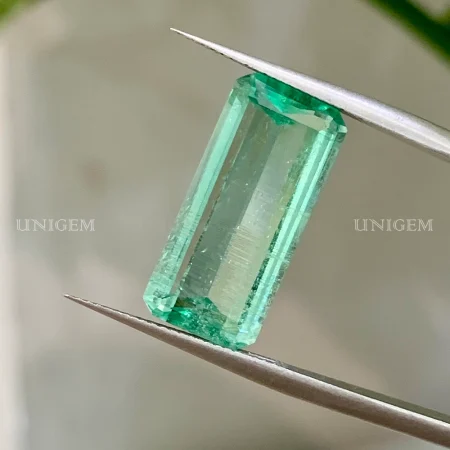 Đá Emerald Ngọc Lục Bảo 5.88ct