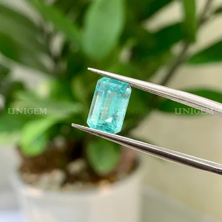 Đá Emerald Ngọc Lục Bảo 1.96ct