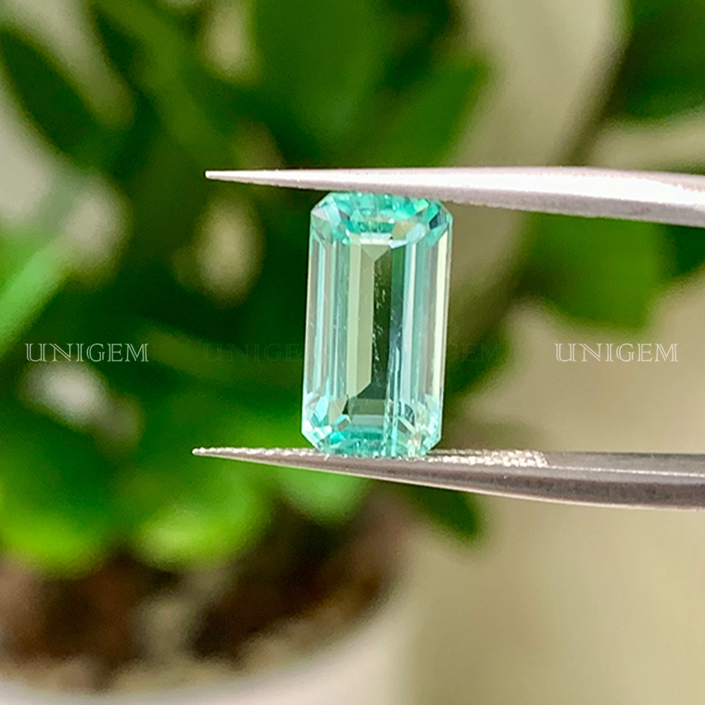 Đá Emerald Ngọc Lục Bảo 2.28ct