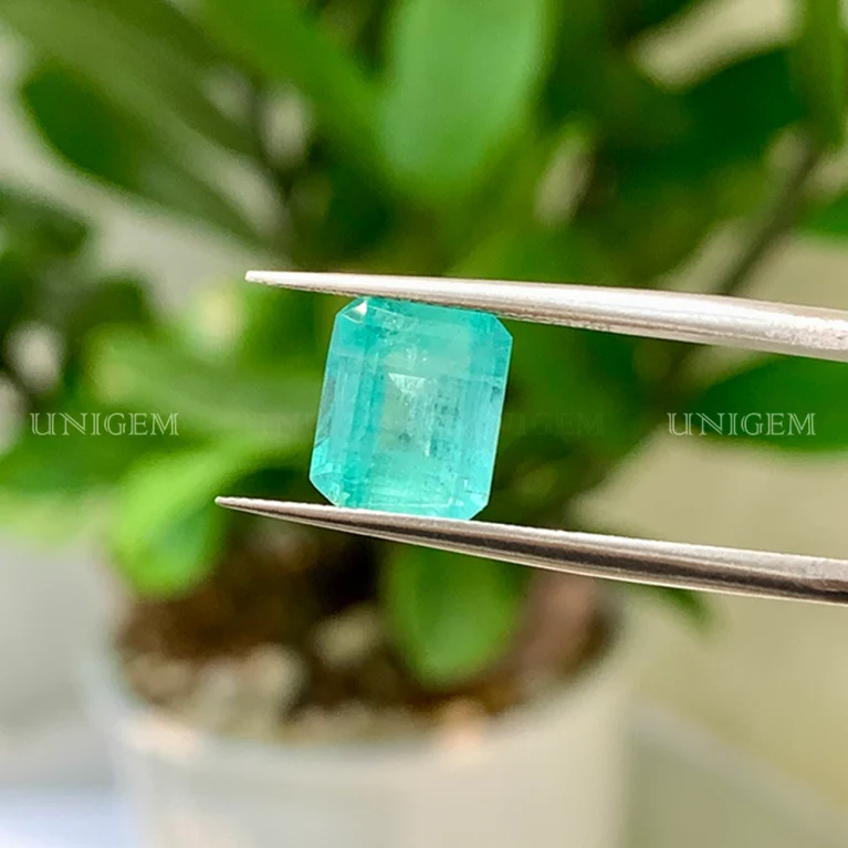 Đá Emerald Ngọc Lục Bảo 2.77ct