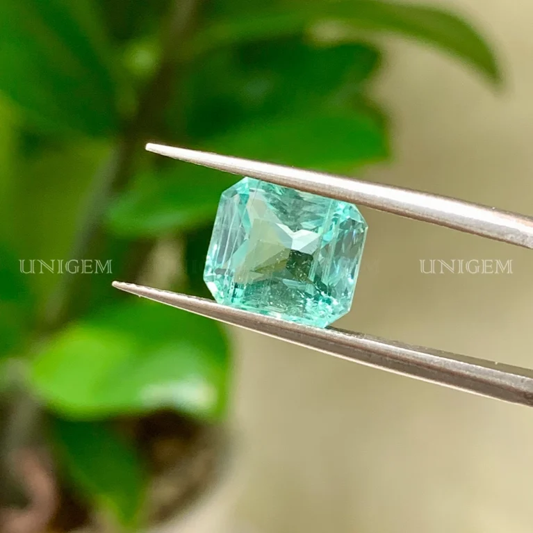 Đá Emerald Ngọc Lục Bảo 3.28ct